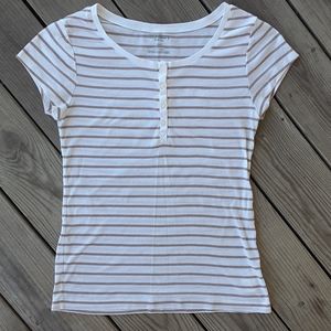 Old navy Tshirt